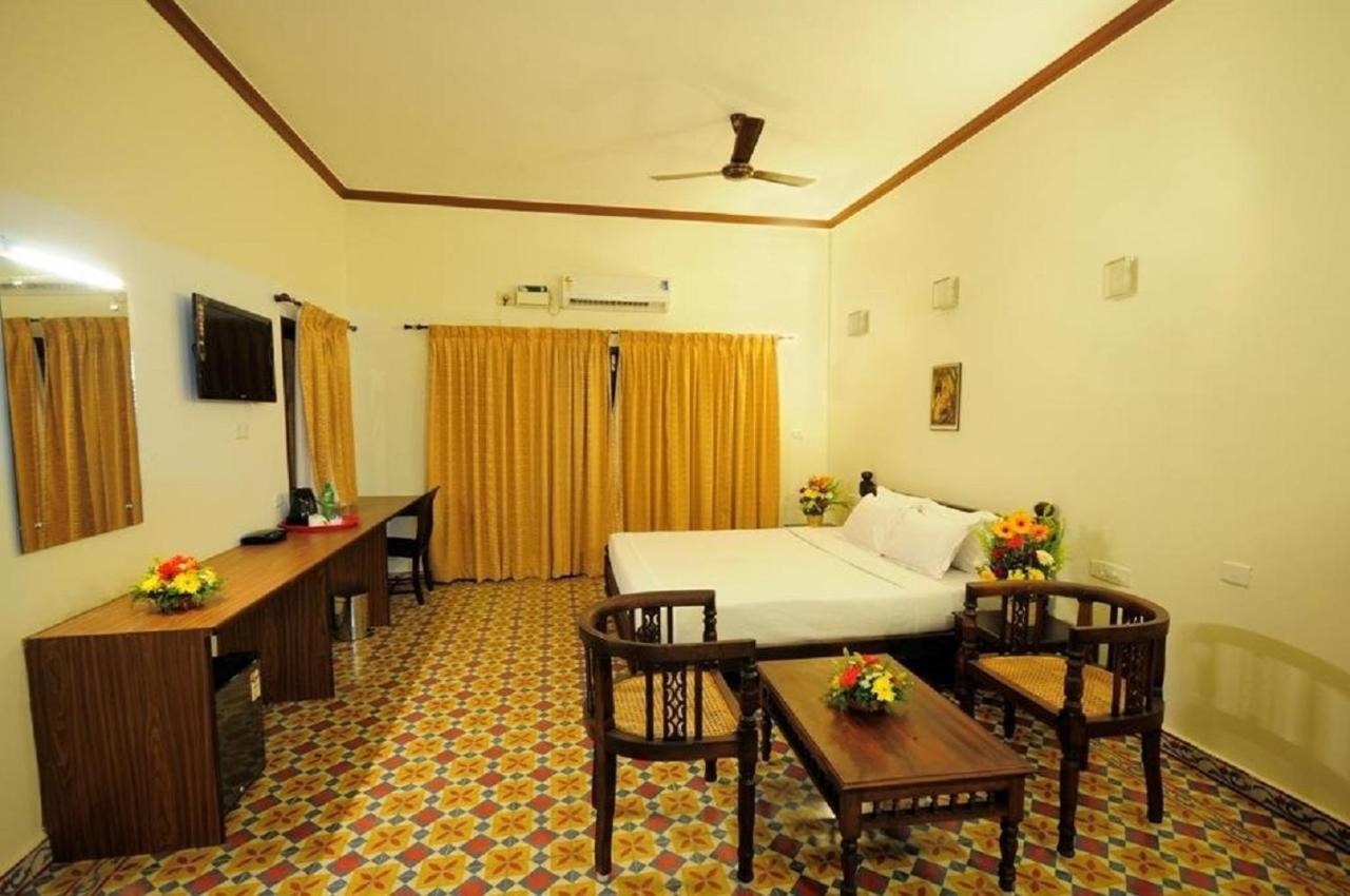 Thappa Garden Hotell Karaikudi Exteriör bild
