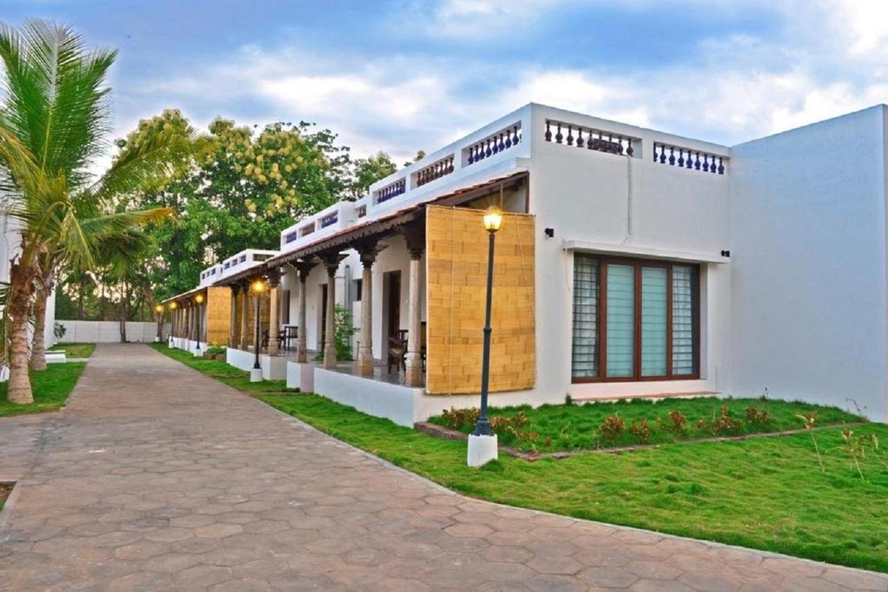 Thappa Garden Hotell Karaikudi Exteriör bild